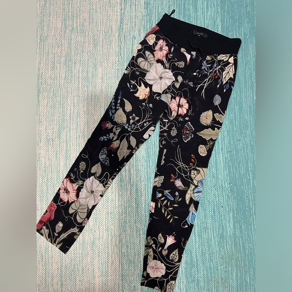 Gucci Silk Floral Pants - Picture 3 of 4